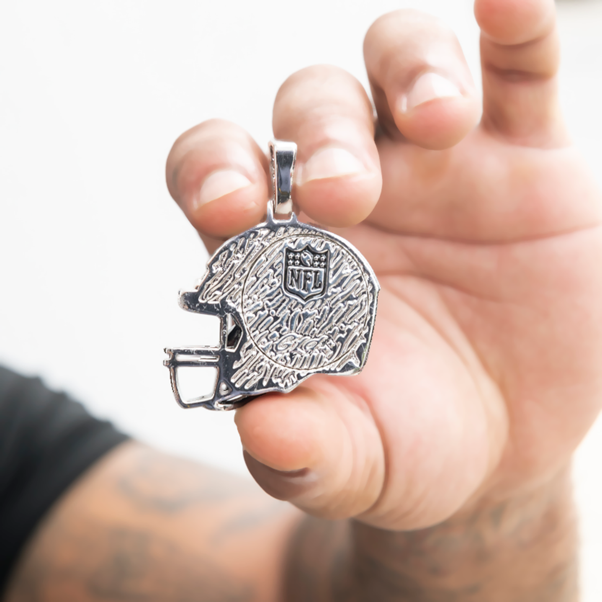2025 Kansas City Chiefs Team Helmet Pendant - White Gold