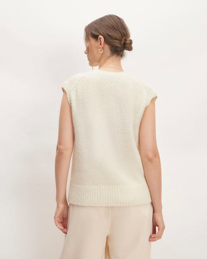 The Alpaca V-Neck Vest | Snow